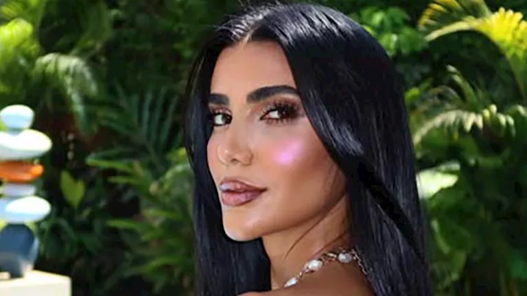 ريم سامي بإطلالة أنيقة.. كيف نسقتها؟ ريم سامي بإطلالة أنيقة.. كيف نسقتها؟