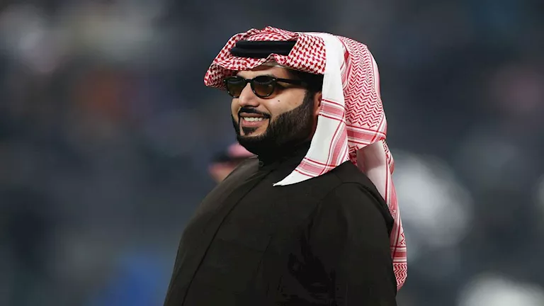"احترافية وشجاعة".. تركي آل الشيخ يشيد بأحمد عز ومخرج مسلسل الأمير لهذا السبب