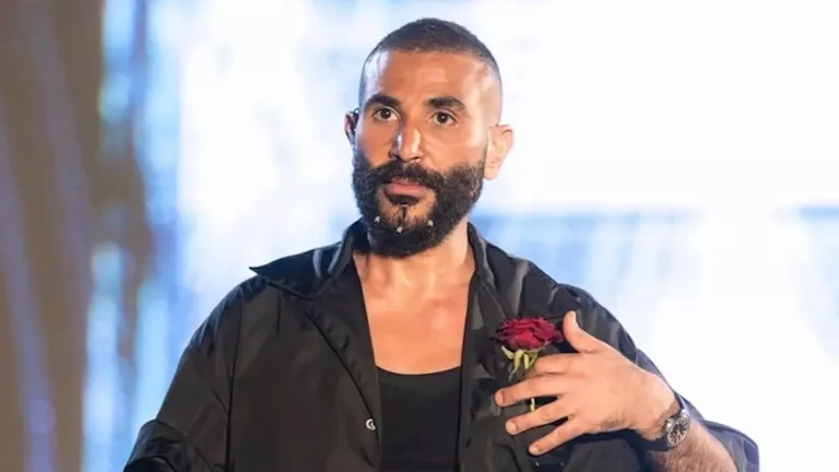 "بعمل حاجات تثير الدهشة".. أزمات طاردت أحمد سعد قبل "ضفيرة الذقن" "بعمل حاجات تثير الدهشة".. أزمات طاردت أحمد سعد قبل "ضفيرة الذقن"