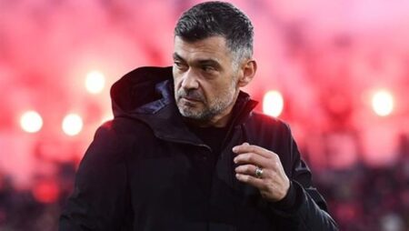 اتحاد جده يعلن رحيل كونسيساو بعد موسم مخيب.. والبحث عن البديل اتحاد جده يعلن رحيل كونسيساو بعد موسم مخيب.. والبحث عن البديل