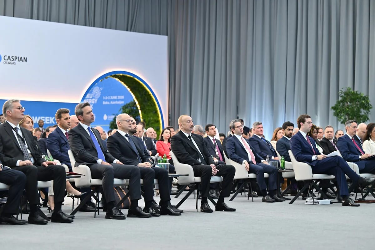 وزير البترول يمثل مصر في افتتاح أسبوع باكو للطاقة بأذربيجان