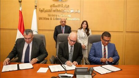 وزيرا الإسكان والكهرباء يشهدان توقيع مذكرة تفاهم بشأن حوكمة منظومة ترشيد استهلاك الكهرباء بالمدن الجديدة