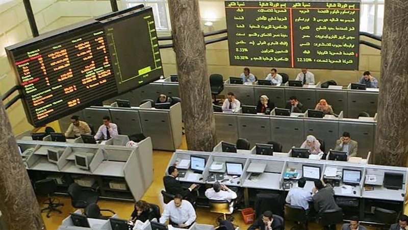 12 سهمًا يتصدرون تداولات السوق الرئيسي بالبورصة المصرية بجلسات نهاية الأسبوع