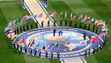 كندا وأمريكا تستهلان المشوار.. مواجهتان ناريتان في كأس العالم 2026 الليلة