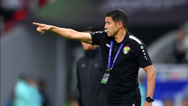 الأهلي يمنح عموتة حق اختيار الجهاز المعاون ما عدا المصري الأهلي يمنح عموتة حق اختيار الجهاز المعاون ما عدا المصري