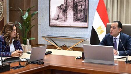 رئيس الوزراء يتابع الموقف التنفيذي لمنظومة تعزيز المتابعة الميدانية ورفع كفاءة الخدمات