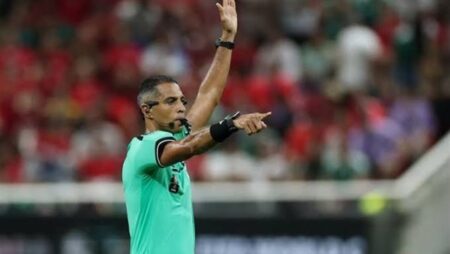 كأس العالم 2026.. أمين عمر وأبو الرجال وطه يقودون طاقم حكام الأرجنتين والنمسا