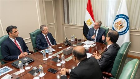 وزير البترول يتابع تسريع استكمال اتفاقيات ربط حقل أفروديت القبرصي مع مصر