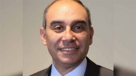 ردًا على "الجارديان".. السفير علاء يوسف: مصر توفر كل الرعاية والخدمات للأشقاء السودانيين على أرضها
