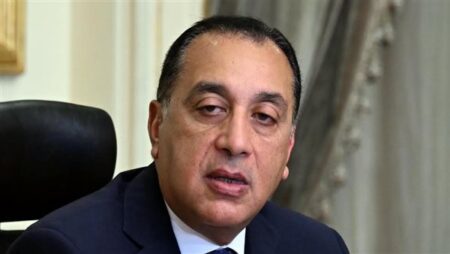 غدًا.. رئيس الوزراء يتفقد مشروعات تنموية وخدمية بالبحيرة ويعقد مؤتمرًا صحفيًا في ختام الجولة