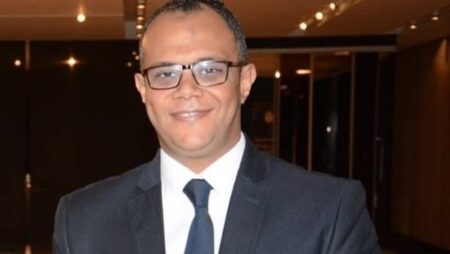 هل يهدد خفض تصنيف البورصة المصرية تدفقات الاستثمار الأجنبي؟