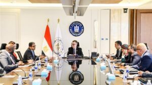 وزير التخطيط يبحث مع نائب رئيس «أفريكسيم بنك» دعم الشركات الناشئة وتعزيز جهود التنمية الشاملة