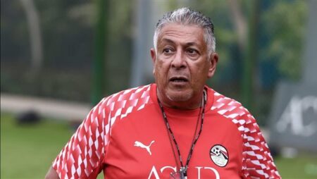 منتخب الكرة النسائية يواجه تونس وديا غدا
