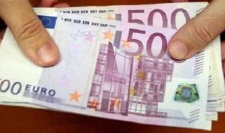 سعر اليورو مقابل الجنيه اليوم الإثنين 1-6-2026