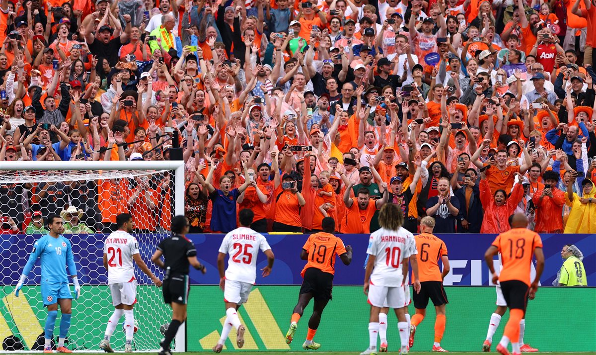 هولندا تضرب موعدا مع المغرب واليابان تواجه البرازيل في دور الـ32 بالمونديال