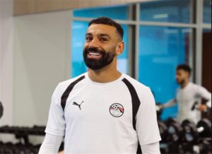 شبكة إنجليزية: بين 4 لاعبين مجانيين.. محمد صلاح مرشح للانتقال إلى فريق إنجليزي