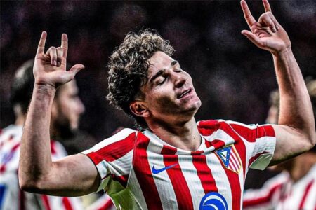 تمهيدًا لرحيله إلى برشلونة.. أتلتيكو مدريد يحدد بديل جوليان ألفاريز تمهيدًا لرحيله إلى برشلونة.. أتلتيكو مدريد يحدد بديل جوليان ألفاريز