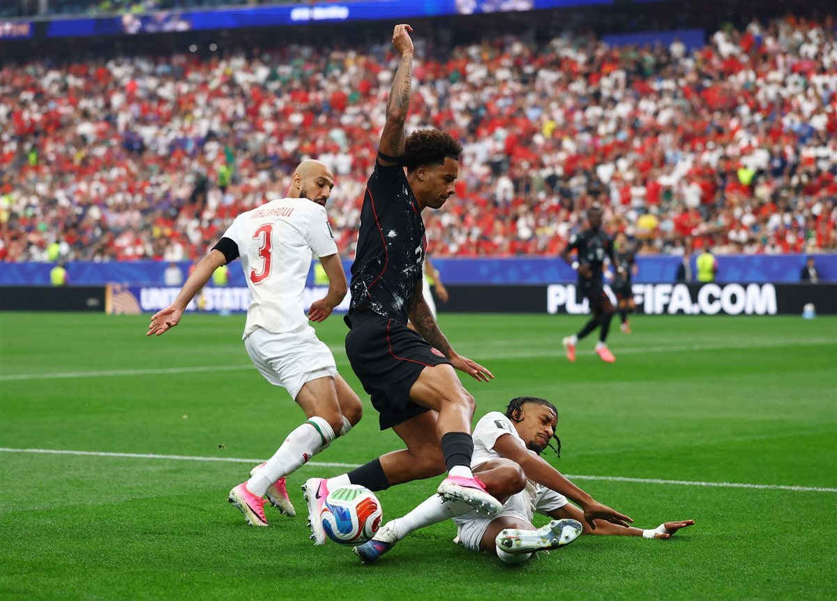 دور الـ16 في كأس العالم، شوط أول سلبي بين المغرب وكندا (صور)
