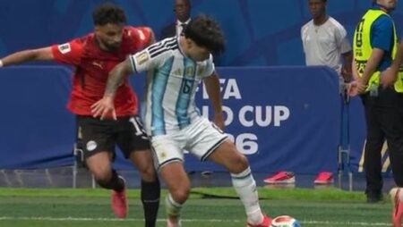 خالد جاد الله: الأرجنتين حققت فوزا مشكوكا فيه وهدف زيكو كان كفيلا بحسم المباراة لمصر