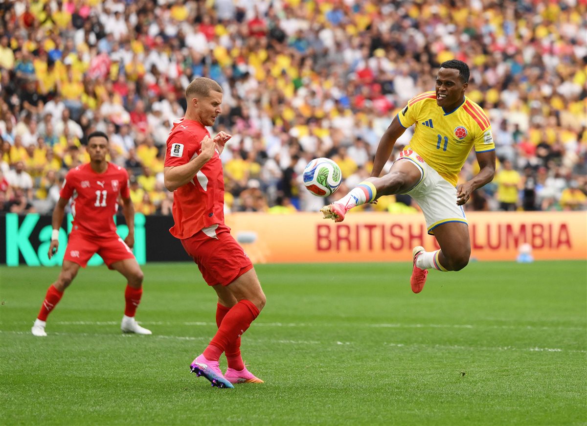 سويسرا تتخطى كولومبيا بركلات الترجيح 4 - 3 وتواجه الأرجنتين في ربع نهائي المونديال 4 سويسرا تتخطى كولومبيا بركلات الترجيح 4 - 3 وتواجه الأرجنتين في ربع نهائي المونديال