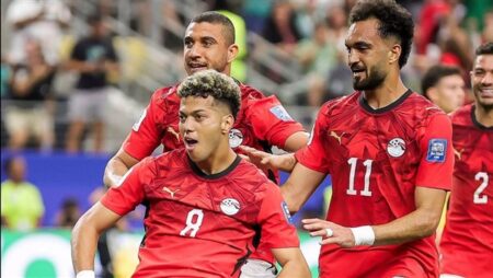 الأهلي يقيم احتفالية خاصة لتكريم الدوليين العائدين من المونديال