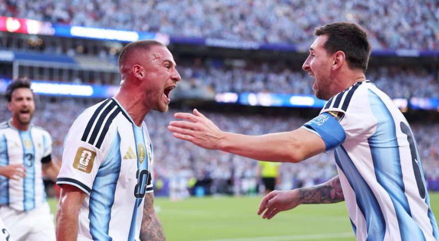 الأرجنتين تضرب سويسرا 3-1 وتتأهل لمواجهة إنجلترا بنصف نهائي المونديال