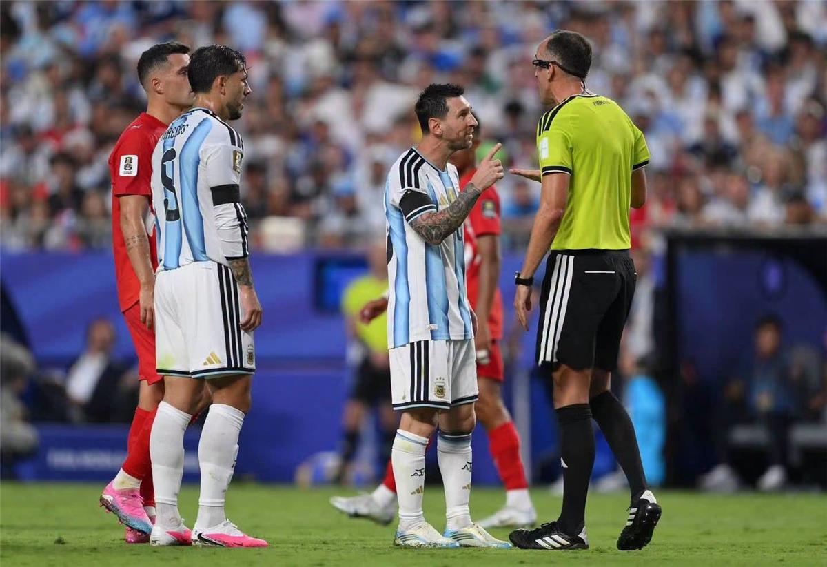 الأرجنتين تضرب سويسرا 3-1 وتتأهل لمواجهة إنجلترا بنصف نهائي المونديال