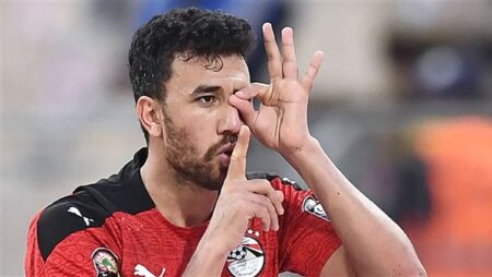 رسميا.. الأهلي يعلن انتهاء عقد تريزيجيه.. ويثمن جهود اللاعب
