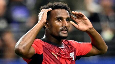 ريال أوفييدو يتمسك بمطالبه تجاه هيثم حسن.. ونادِ أوروبي يرفض الاستسلام ريال أوفييدو يتمسك بمطالبه تجاه هيثم حسن.. ونادِ أوروبي يرفض الاستسلام