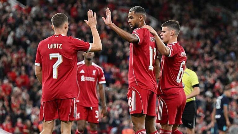 ليفربول يضع لاعبًا مسلمًا بين أهدافه خلال سوق الانتقالات الصيفية ليفربول يضع لاعبًا مسلمًا بين أهدافه خلال سوق الانتقالات الصيفية