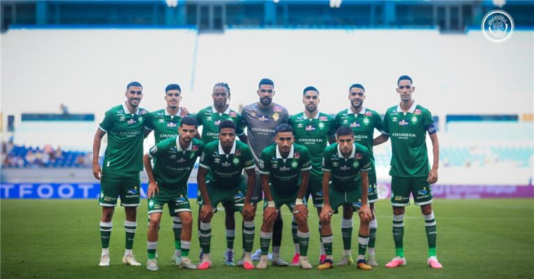لاعب الرجاء المغربي يقترب من الانتقال إلى الدوري المصري لاعب الرجاء المغربي يقترب من الانتقال إلى الدوري المصري