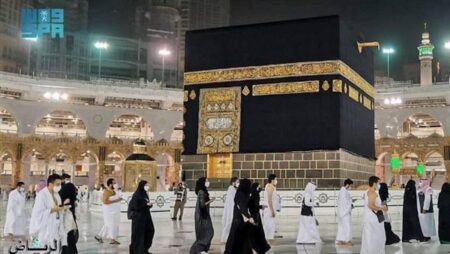 الأحد.. الشركات السياحية تبدأ توثيق عقود العمرة لموسم 1448هـ.
