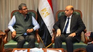وزير العمل والسفير الهندي يبحثان آفاقًا جديدة للتعاون في التدريب ودعم الاستثمار