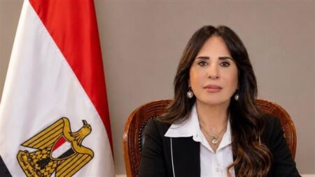 وزيرة الإسكان تتابع موقف تنفيذ عدد من المشروعات وملفات العمل بمدينة المنيا الجديدة