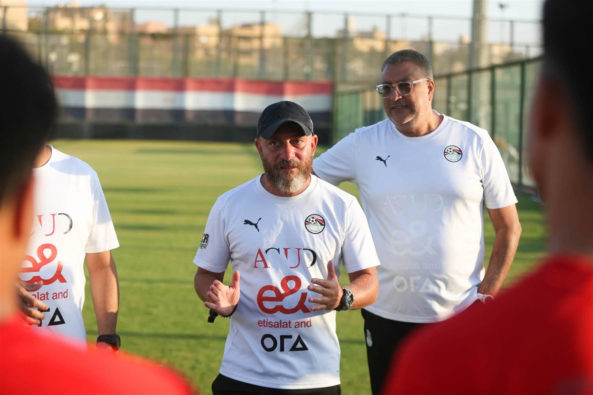 منتخب الشباب يواصل استعداداته لمواجهتي الأردن (صور) 9 منتخب الشباب يواصل استعداداته لمواجهتي الأردن (صور)