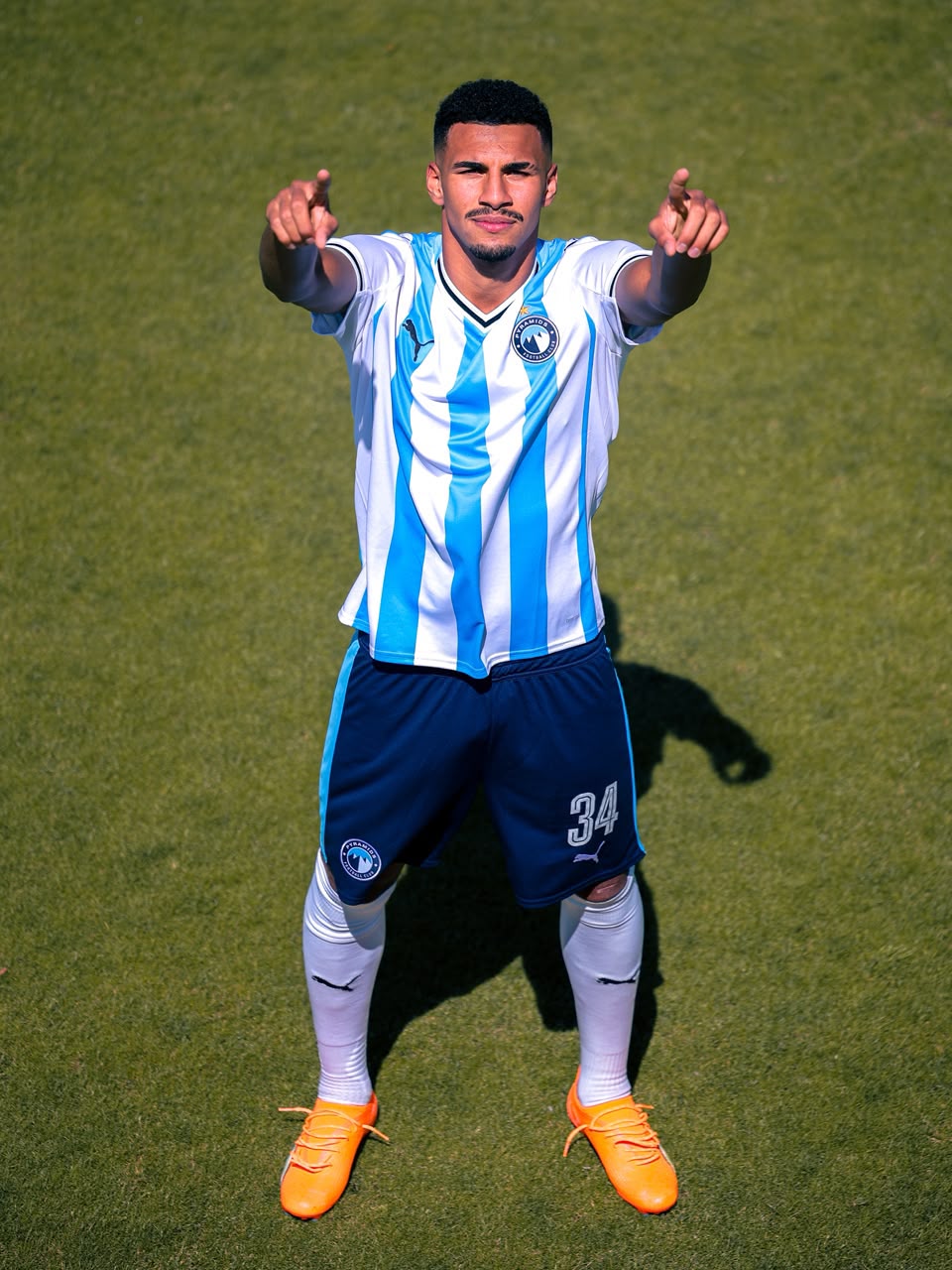 شاهد كيف قدم بيراميدز إياد العسقلاني؟ (فيديو وصور) 7 شاهد كيف قدم بيراميدز إياد العسقلاني؟ (فيديو وصور)