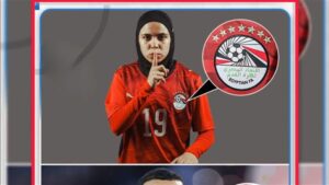 سخرية من شعار الـ7 نجوم على قميص منتخب الكرة النسائية وتقليد فريق الرجال