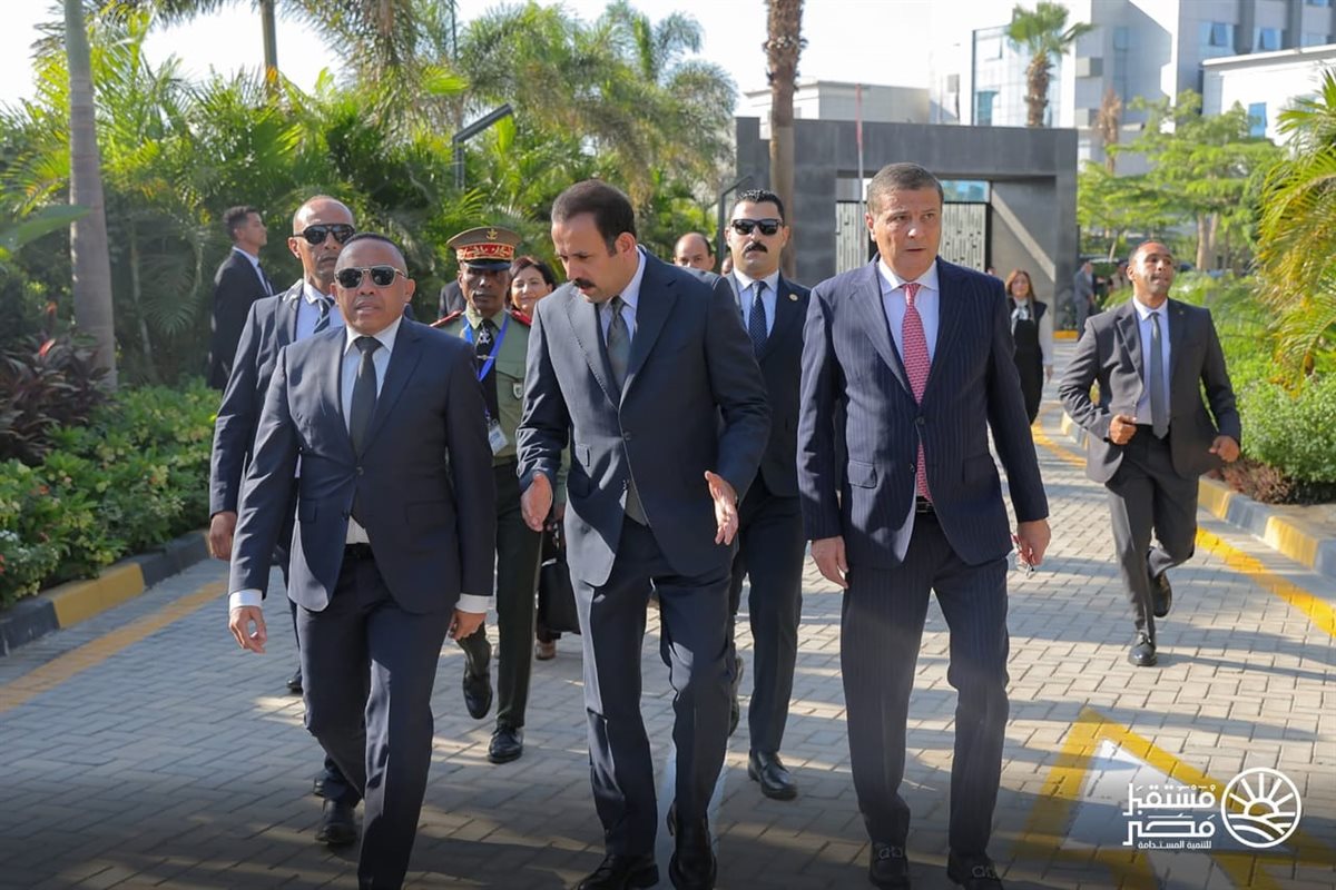 رئيس جمهورية مدغشقر يزور جهاز مستقبل مصر ويشيد بالمشروعات التنموية