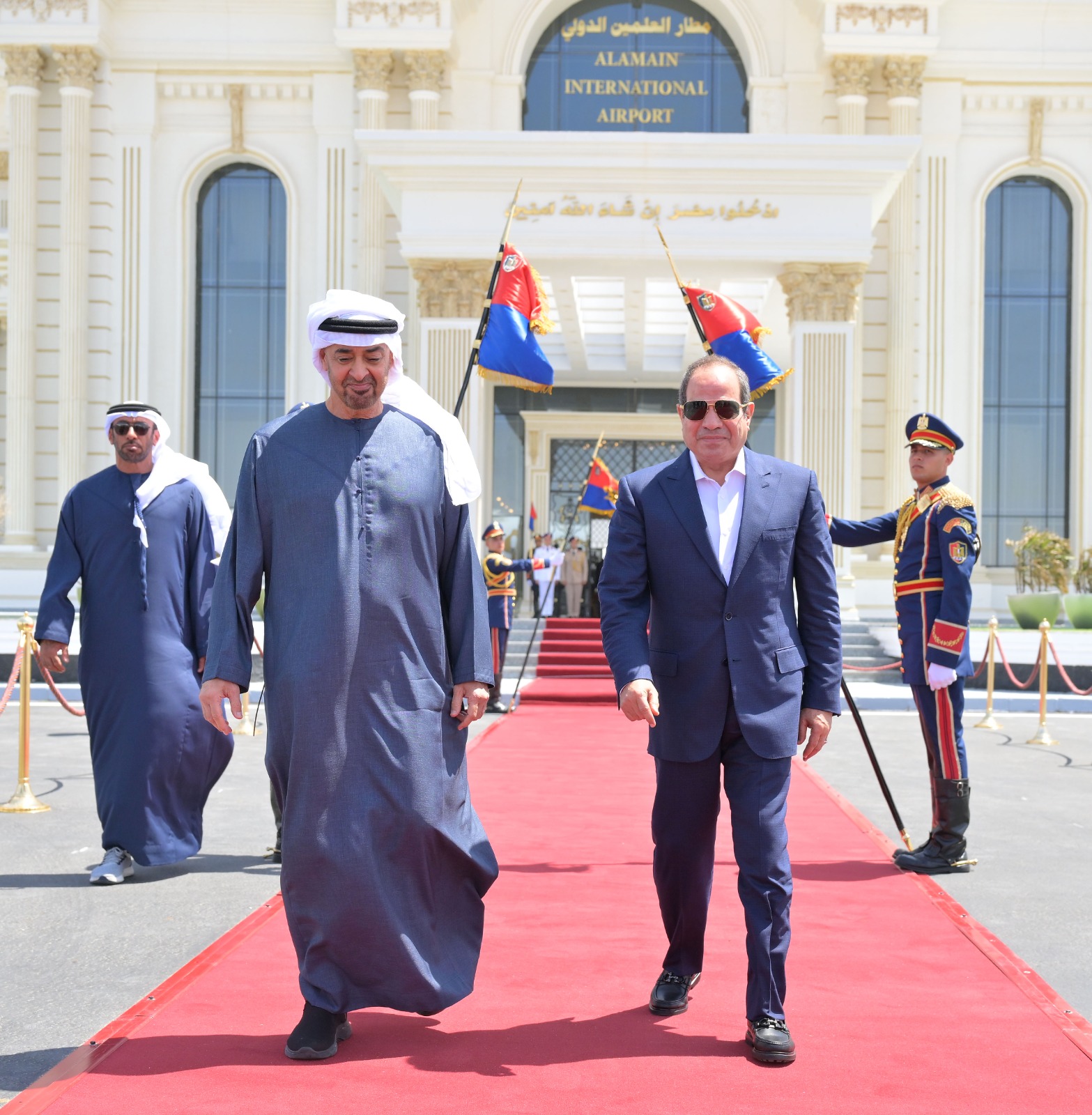 3 صور ترصد توديع السيسي بن زايد اليوم بمطار العلمين الدولي 3 3 صور ترصد توديع السيسي بن زايد اليوم بمطار العلمين الدولي