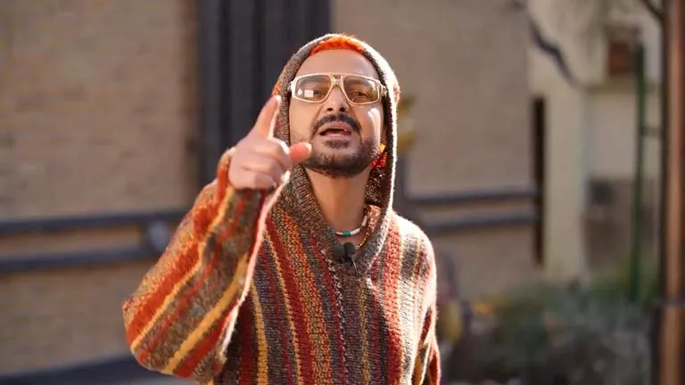 رامز جلال بعد تأهل مصر لدور الـ16: "لا يهمنا ميسي ولا الأرجنتين إحنا أحفاد الفراعين" رامز جلال بعد تأهل مصر لدور الـ16: "لا يهمنا ميسي ولا الأرجنتين إحنا أحفاد الفراعين"