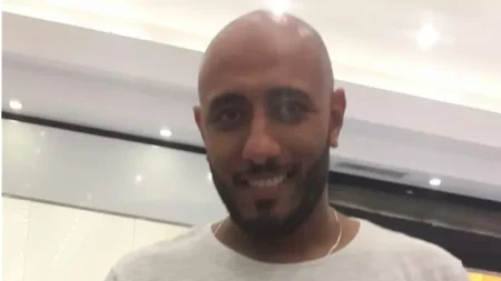 المتسبب هرب.. نجاة السيناريست محمد أبو السعد من حادث سير