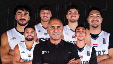 وزير الشباب يهنئ منتخبي مصر تحت 21 سنة لكرة السلة بعد التتويج بلقب دوري الأمم الأفريقي
