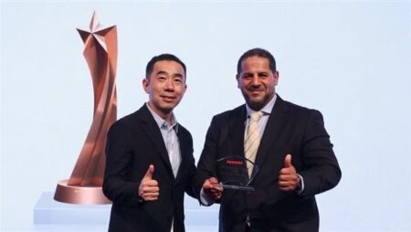 بي تك تحصد جائزة أفضل شريك استراتيجي من Toshiba