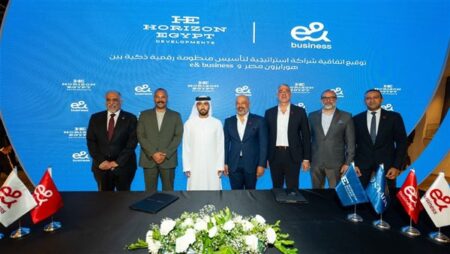 «e& Business» تتولى تنفيذ البنية الرقمية لمشروع «سعادة القاهرة الجديدة»