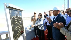 رئيس الوزراء يتفقد مركز المؤتمرات والمعارض الدولي بالمدينة التراثية والحديقة المتحفية بالعلمين الجديدة.. صور