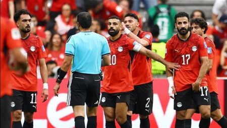 «شاهدناه ما يكفي».. جماهير ليفربول تطالب بسرعة التعاقد مع نجم منتخب مصر بعد تألقه «شاهدناه ما يكفي».. جماهير ليفربول تطالب بسرعة التعاقد مع نجم منتخب مصر بعد تألقه