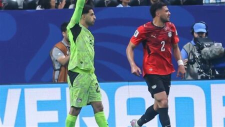 اتحاد الكرة المصري يطالب فيفا بالتحقيق مع الحكم الفرنسي وطاقم الفار واستبعاده من المونديال اتحاد الكرة المصري يطالب فيفا بالتحقيق مع الحكم الفرنسي وطاقم الفار واستبعاده من المونديال