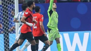 كأس العالم 2026.. الأرجنتين تسرق الحلم المصري وتتأهل لربع النهائي في الوقت القاتل