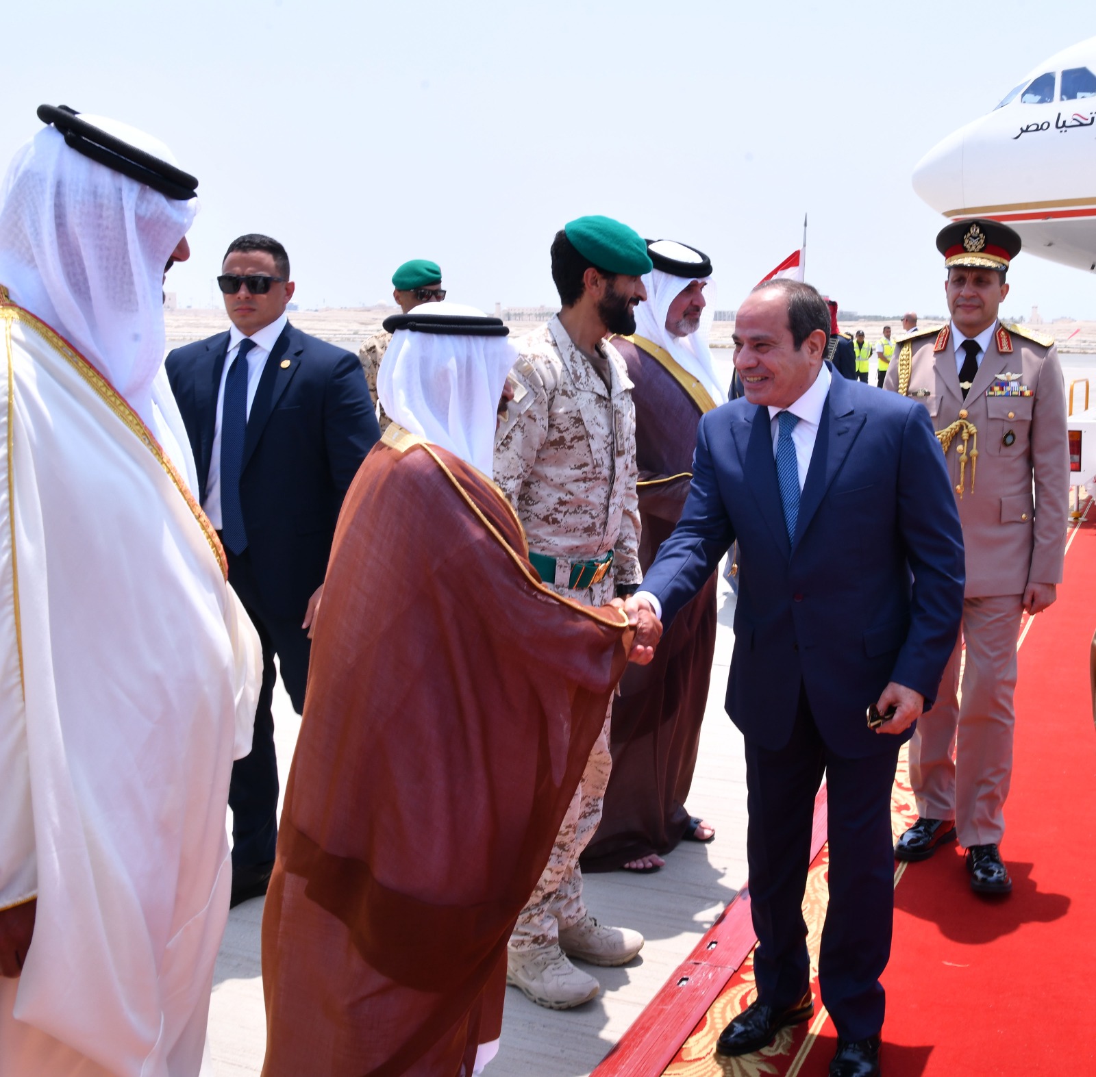 تفاصيل زيارة الرئيس السيسي اليوم إلى قطر والبحرين (صور) 7 تفاصيل زيارة الرئيس السيسي اليوم إلى قطر والبحرين (صور)
