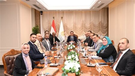 وزير الرياضة يبحث مع مسؤولي "جوميا" تعزيز التعاون في مجالات الاقتصاد الرقمي وتمكين الشباب
